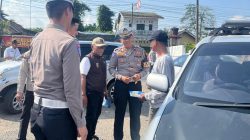 Turun ke Jalan, Satlantas Polres Lampung Tengah Sosialisasikan Program Keringanan Pajak Kendaraan di Simpang Tugu Pepadun