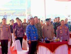 Kapolres Lampung Tengah Dampingi Kapolda Lampung Hadiri Panen Raya Serentak Bersama Presiden, Tegaskan Dukungan Swasembada Pangan