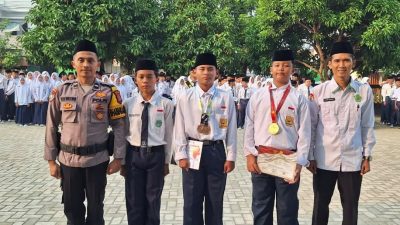 Bhabinkamtibmas Polsek Punggur Jadi Pembina Upacara, Tanamkan Disiplin dan Cegah Kenakalan Remaja di Sekolah